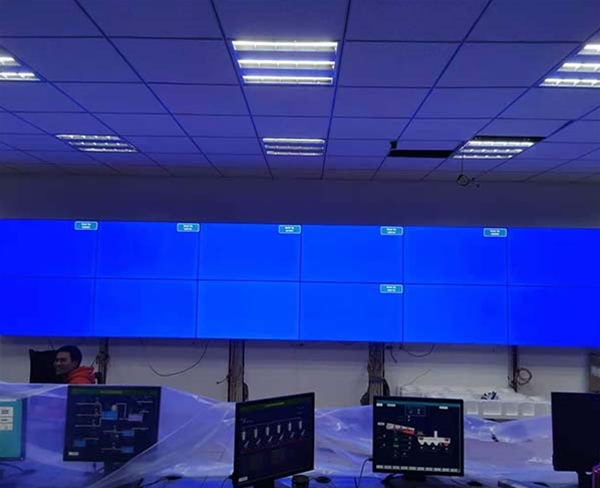 铜陵市铜冠冶化厂区拼接屏2乘6.1